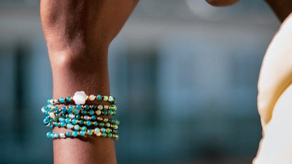 Sautoir en perles naturelles fins