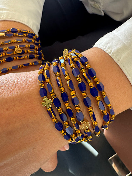 manchette indigo solaire trèfles dores en perles ovales indigo bleu violet avec éléments dores fais pas ta steph