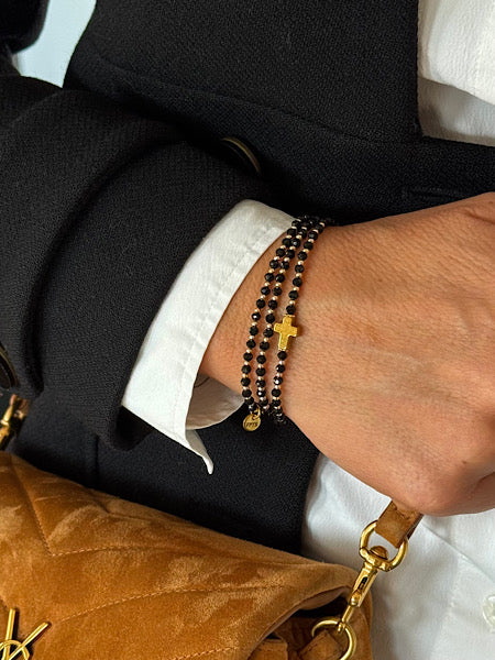 Sautoir Mini Noir Croix Doree en perles de verre noires avec croix doree