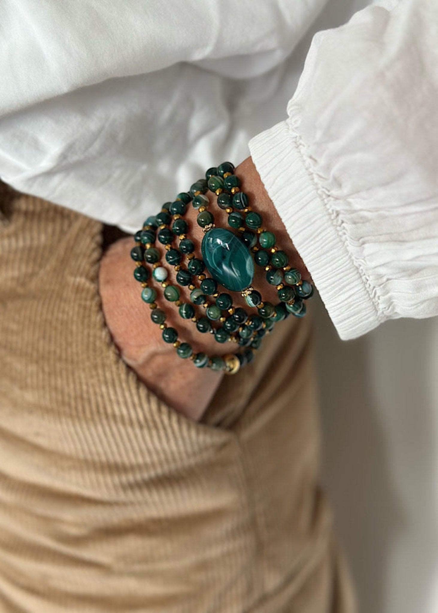 Manchette Octave en perles 6mm agate marron et dorée