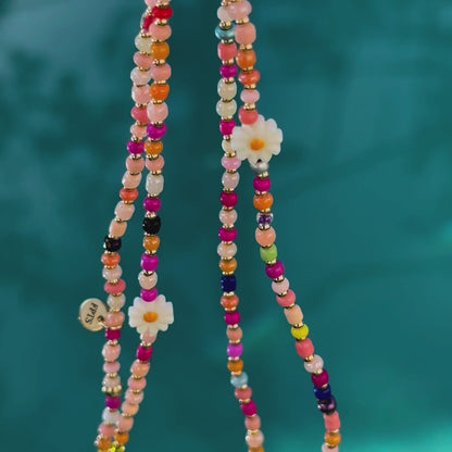 Vidéo du collier Gribouillis – bijou multicolore fait main en perles de rocaille